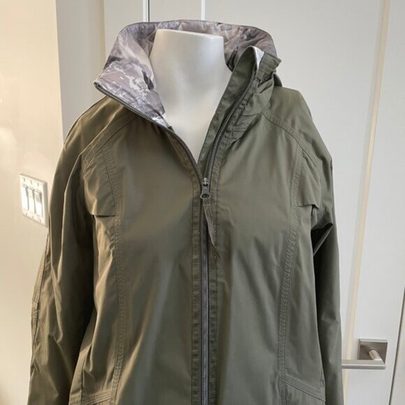 Lululemon Fo Drizzle Fatigue Green Jacket Sz 8 - Picture 2 of 13